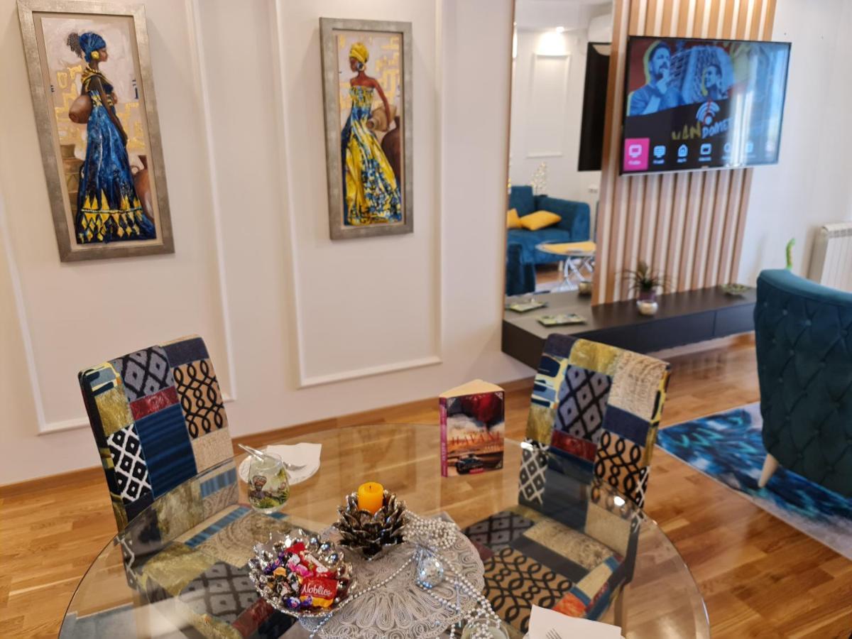 Grand Lux Apartman Cacak Luaran gambar