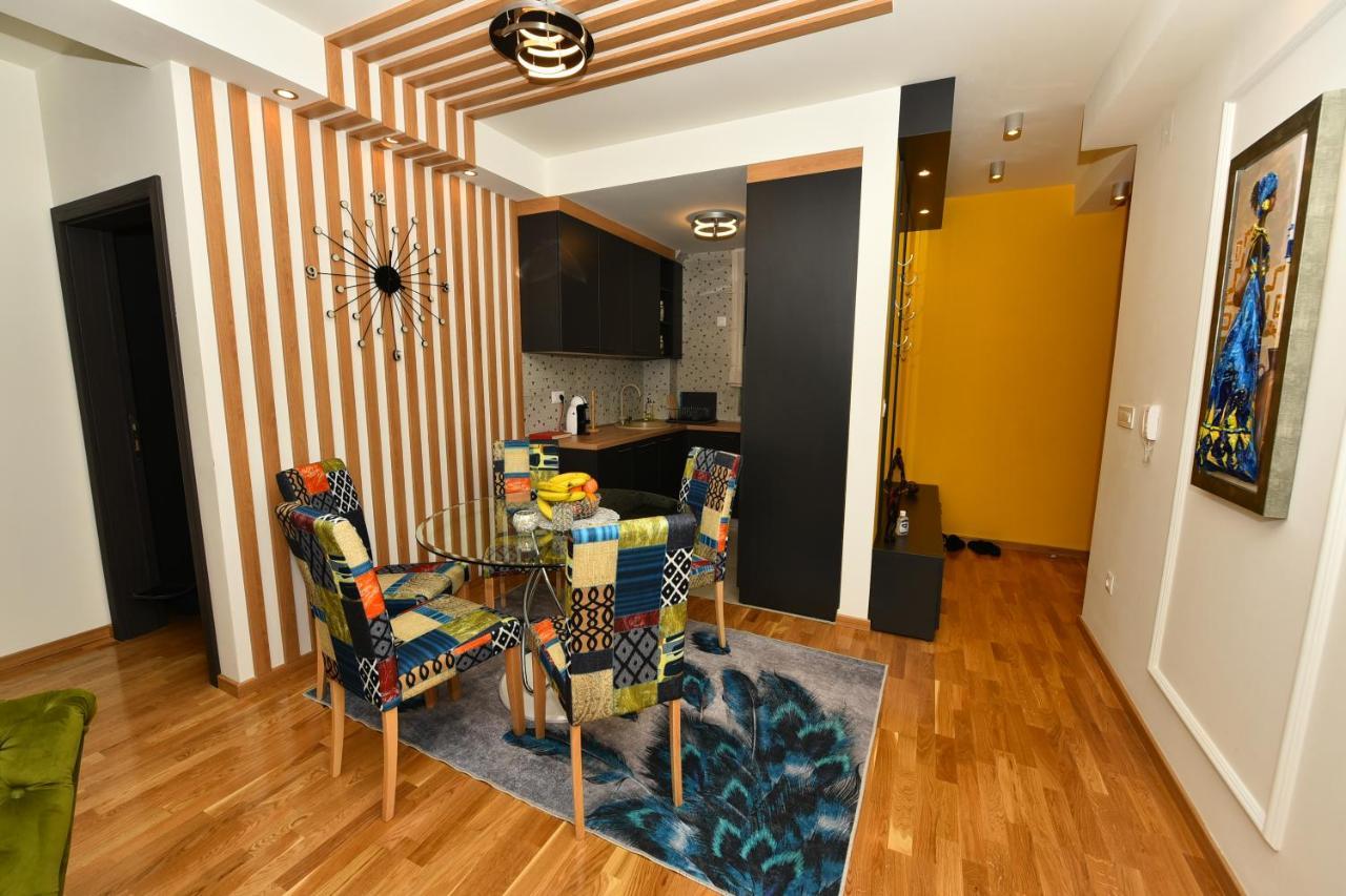 Grand Lux Apartman Cacak Luaran gambar