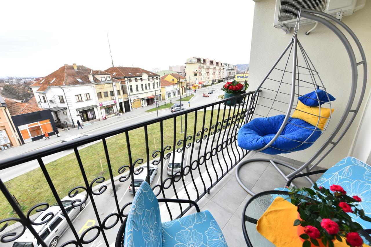 Grand Lux Apartman Cacak Luaran gambar